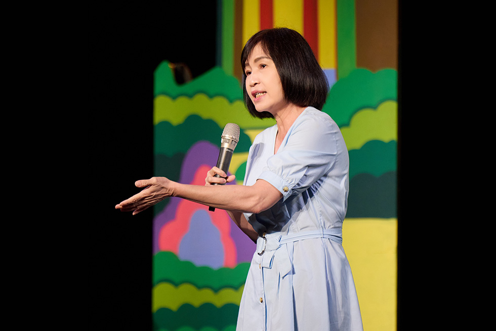 02國立傳統藝術中心陳悅宜主任致詞，歡迎大朋友小朋友一同參與首屆「兒童布袋戲劇本創作推廣計畫」入選作品試演發表記者會