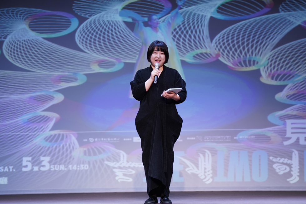 IPKOASON代表鼓手李香河(이향하)邀請觀眾一同進劇場感受盤索里獨有的魅力